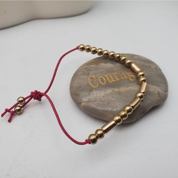 Gold tone brushed tiny beaded minimalist bracelet red twine - Picture 1 of 2